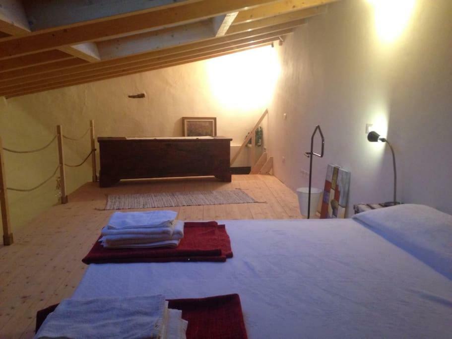مبيت وإفطار Pilzone Casa Del Nespolo المظهر الخارجي الصورة
